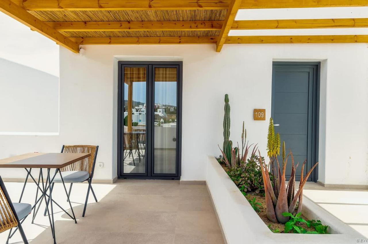 Le Palme Mykonos Hotell Klouvas Exteriör bild